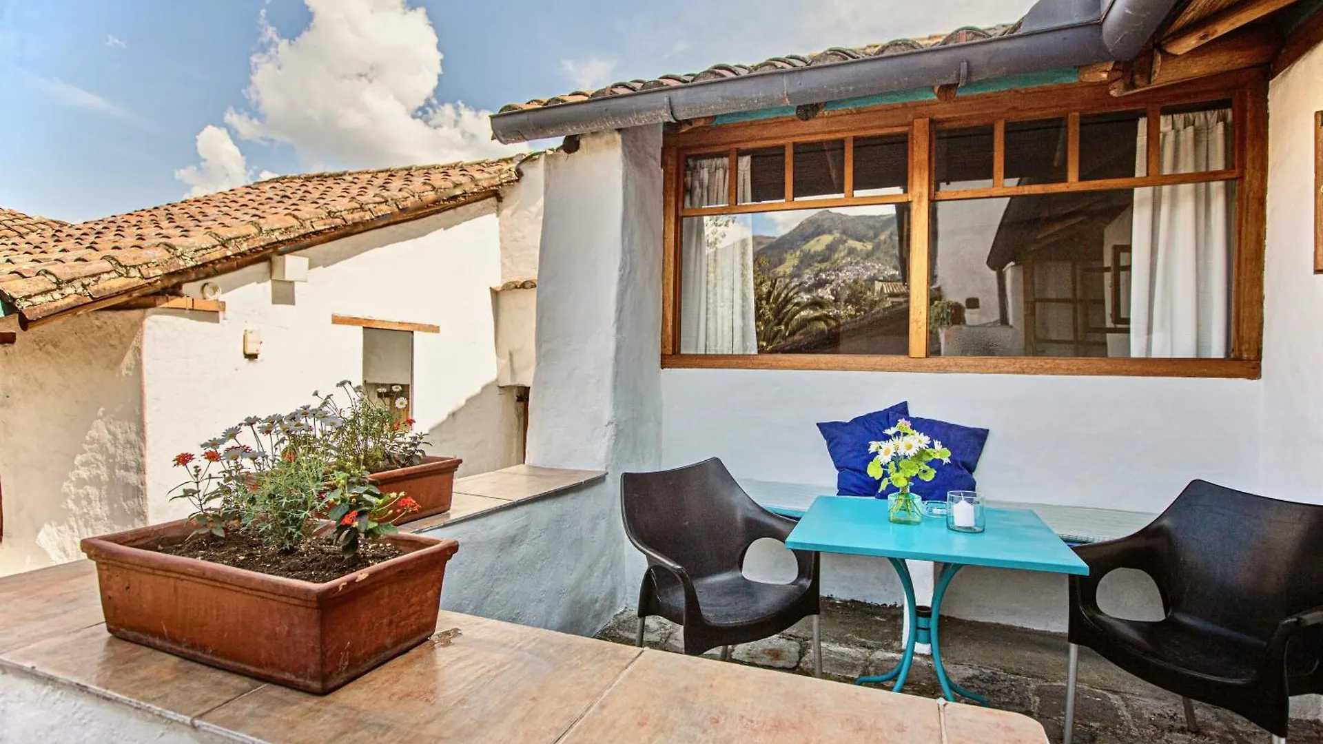 Wantara Suites Quito 0*,  Ecuador
